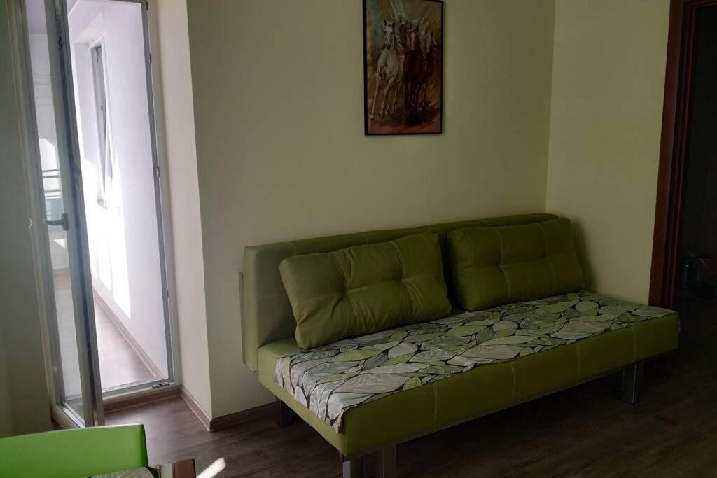 Family And Friends Apartment 테르노필 외부 사진